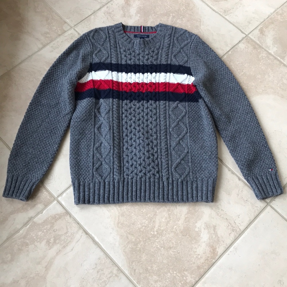 Tommy Hilfiger sweater